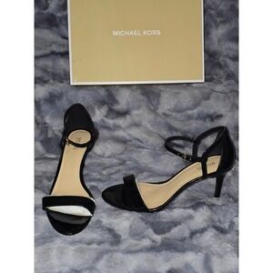 NWB Michael Kors Simone Patent Leather Mid Sandal Heel in Black  Size 10